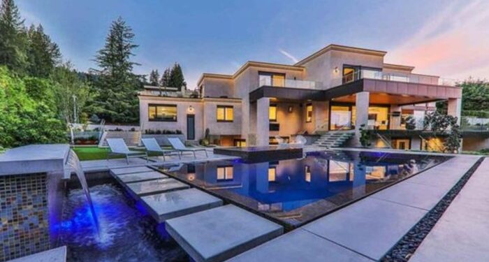 Check out this spectacular contemporary mansion, listed at $16.88M ...