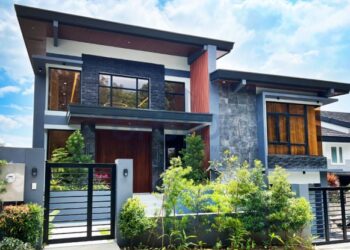 Ayala Westgrove Heights Modern House For Sale with a massive pool and ...