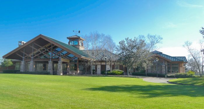 King and Bear at World Golf Village - Quintessential Golf