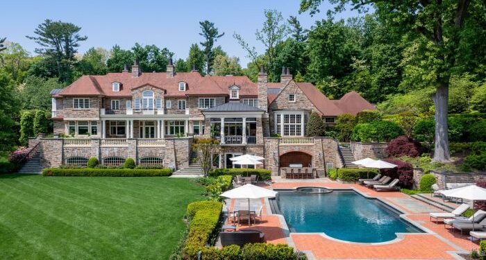 This $50 Million Long Island Mansion Is a Sports Lover’s Dream | Nest ...