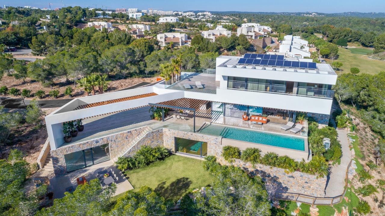 Exclusive Properties for sale in and around Marbella